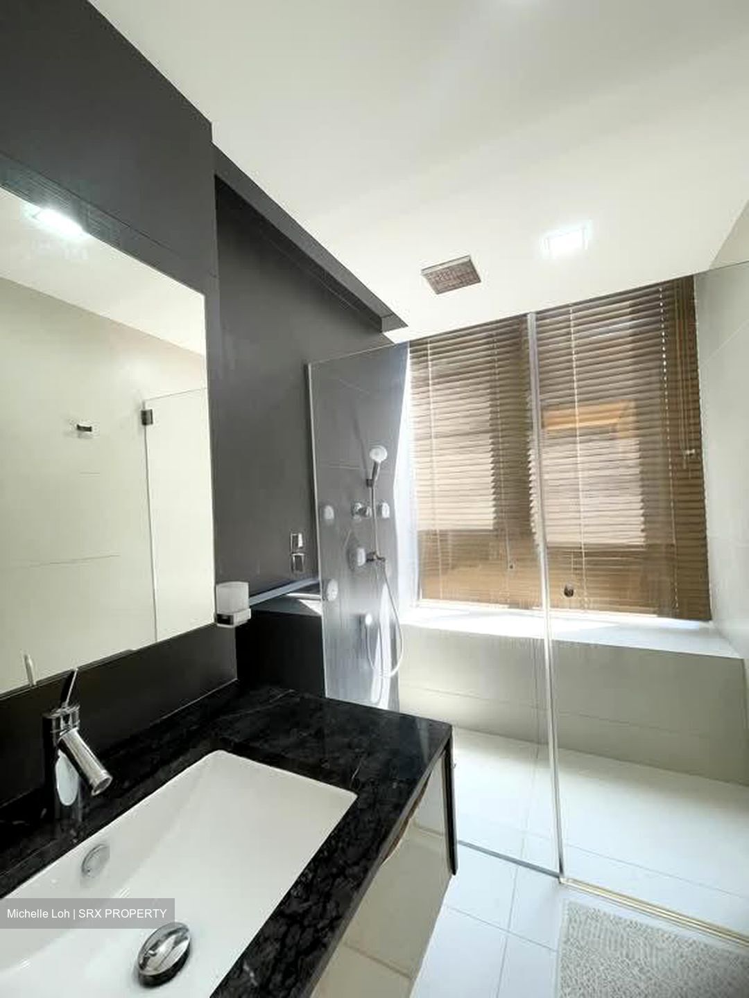 Versilia On Haig (D15), Condominium #538837161